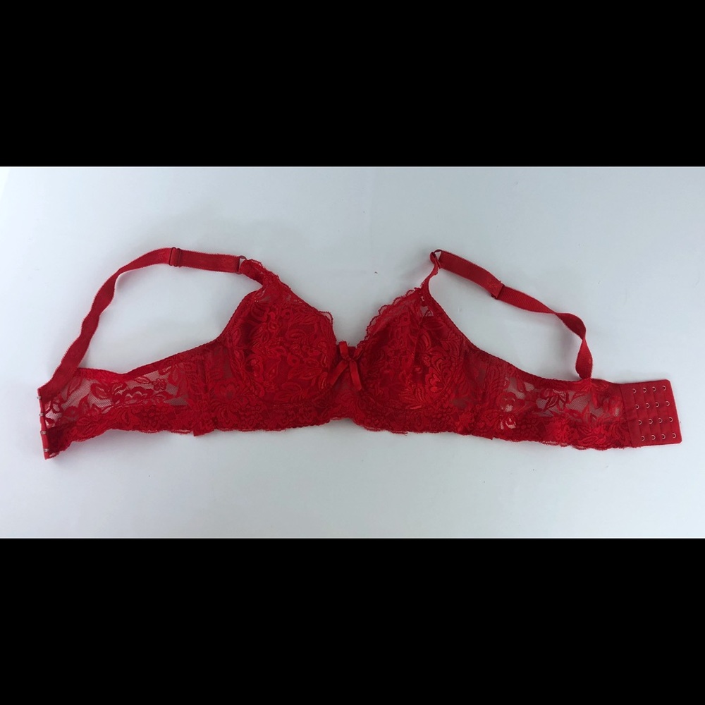 SALE 3/$10 ✨ sexy red lace supportive push up bra